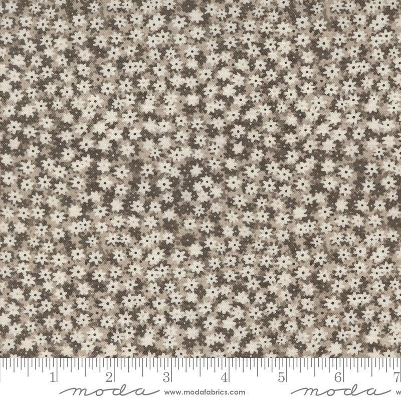 Moda Bee Garden Silver 48417 19