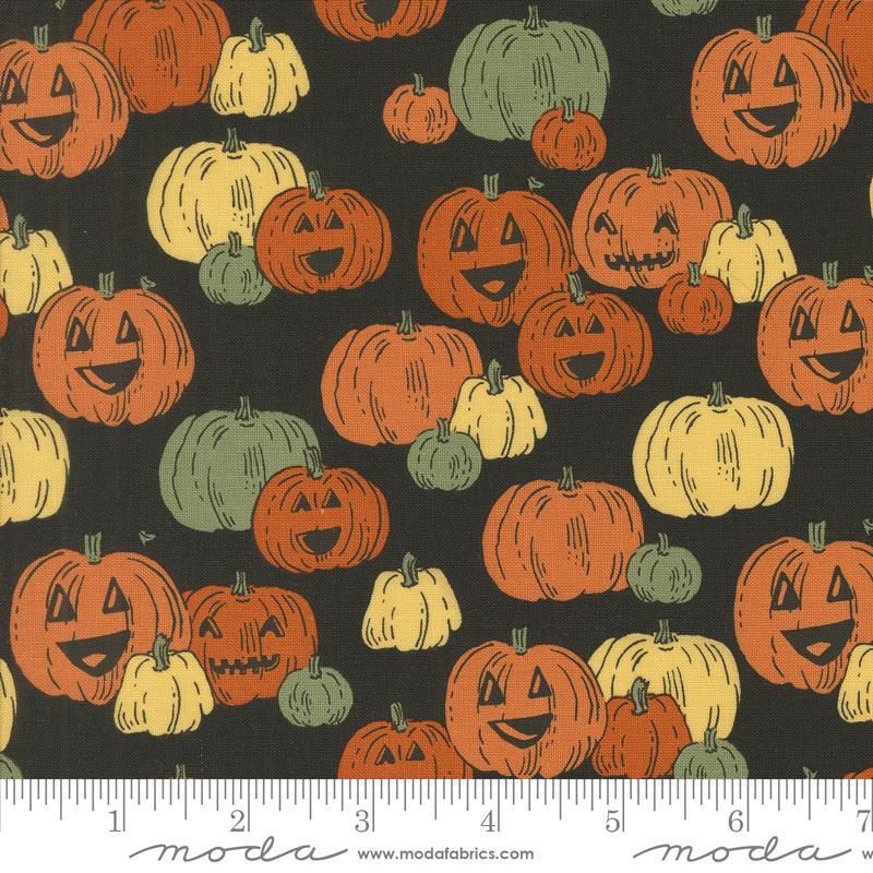 Home Sweet Haunt Midnight 20916 17 Moda