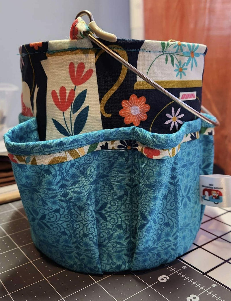 Caddy Pop Up Class Stitch Adventure @ Sew Jersey! Class taught by Anna