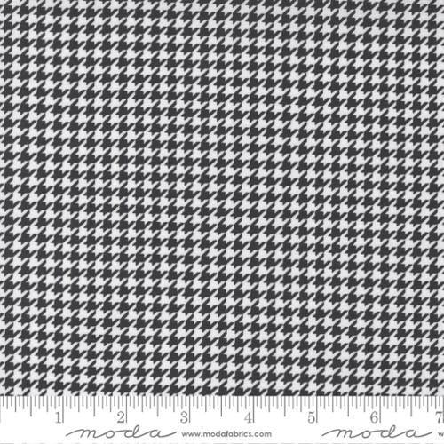 Moda XOXO Houndstooth Ink Lace 24145 12