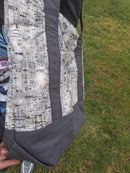 A sample of the completed tote bag from this class, with the side of the bag facing the viewer