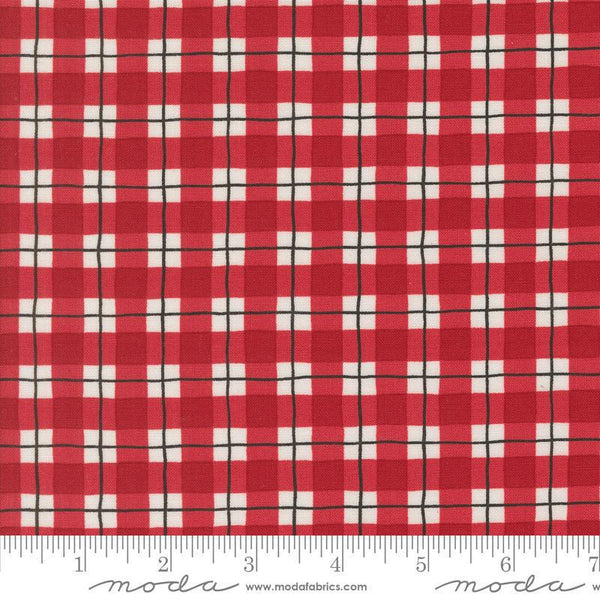 Winter Friends Berry Red 56137 17 Moda