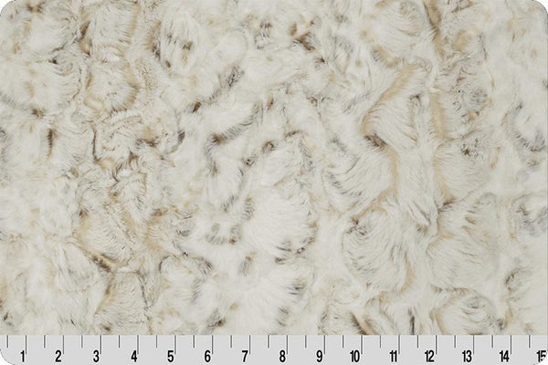 Shannon Fabrics Luxe Cuddle Snowy Owl Natural 58"/60" LCSNOWYOWL NATURAL - Sewjersey.com